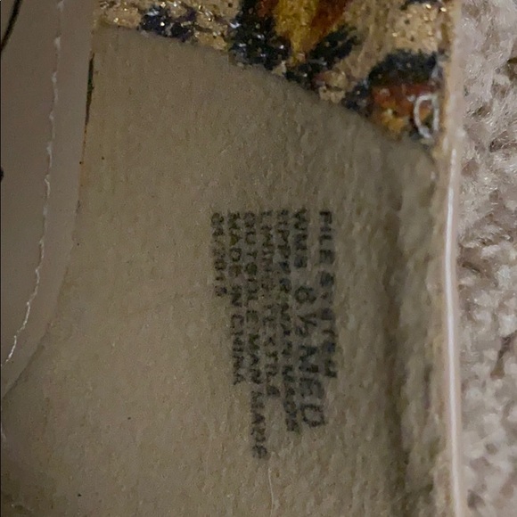 Kenneth Cole Unlisted tan heels size 6.5 - Picture 3 of 3